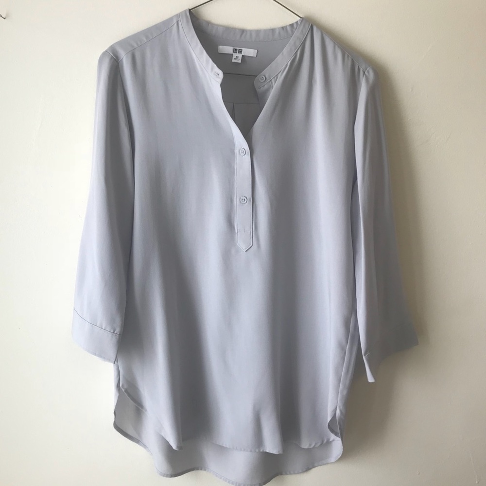 Uniqlo light grey blouse